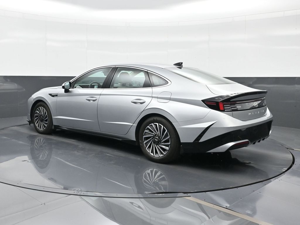 Certified 2024 Hyundai Sonata Hybrid SEL Sedan