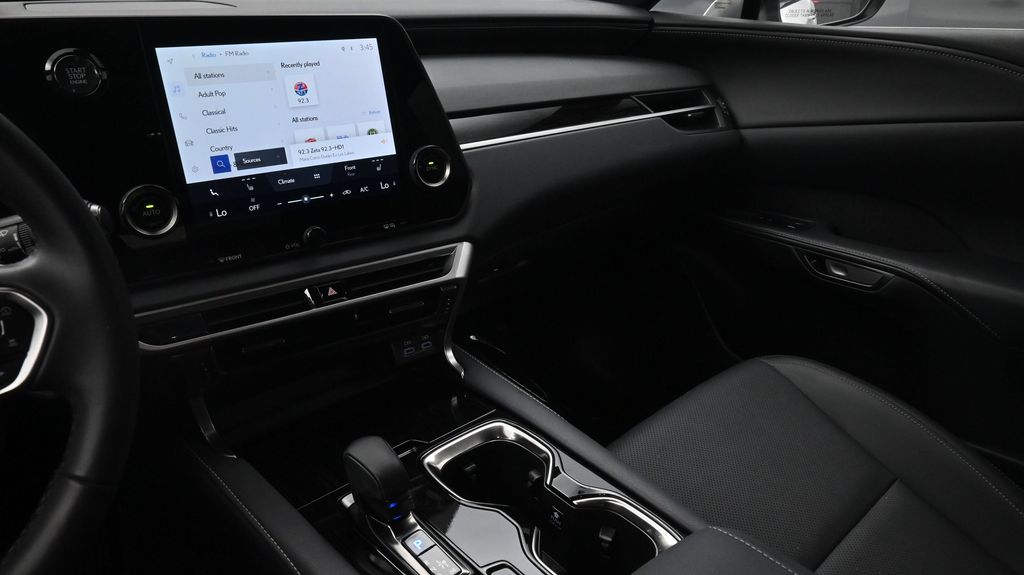 2025 Lexus RX 350 - Photo 8