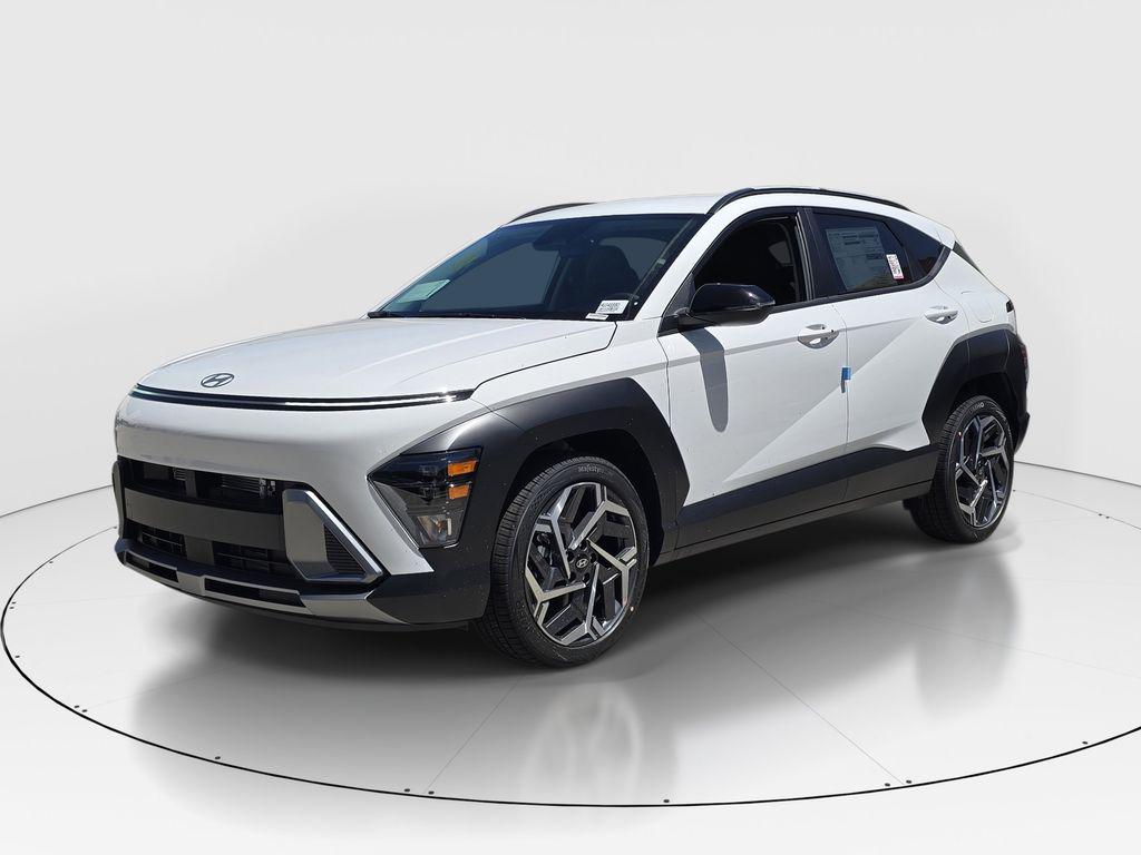 2026 Hyundai Kona SEL Premium Automatic's photo