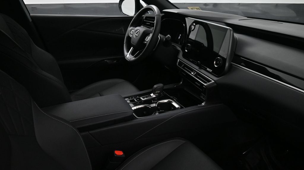 2025 Lexus RX 350 - Photo 10
