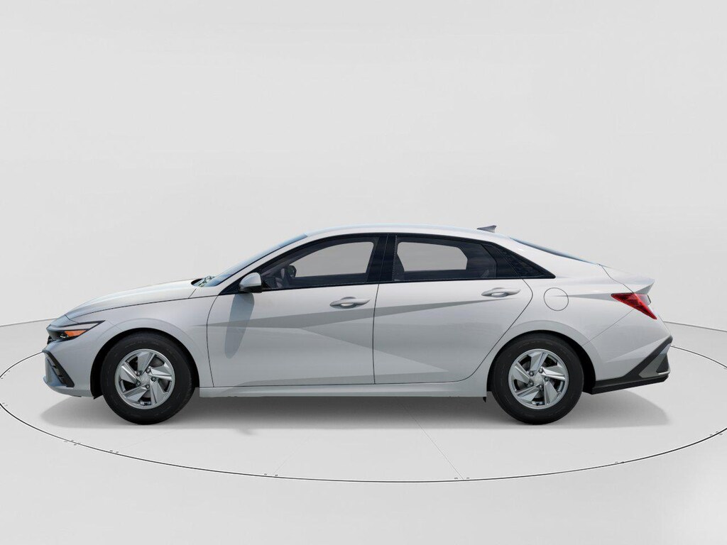 New 2026 Hyundai Elantra SE Sedan