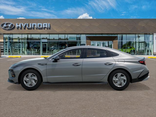 2025 Hyundai Sonata SE photo 3