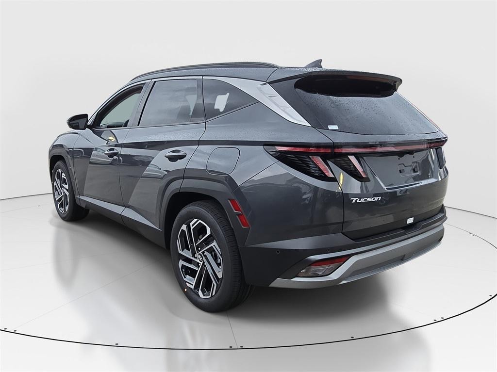 New 2026 Hyundai Tucson Limited FWD SUV