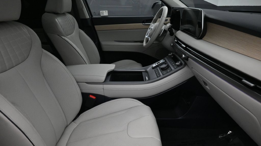 Used 2024 Hyundai Palisade Limited SUV