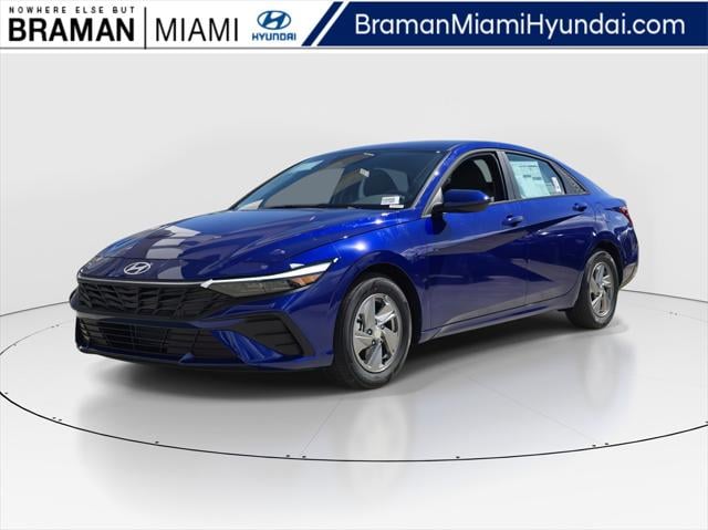 2025 Hyundai Elantra SE