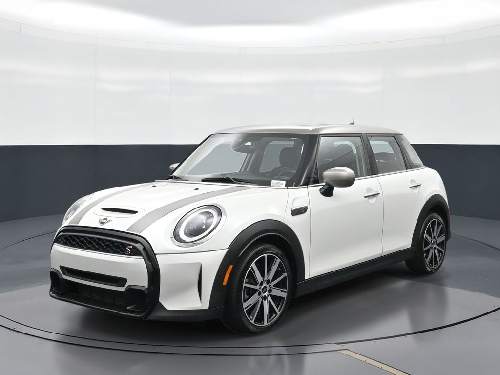 2024 MINI Hardtop 4 Door