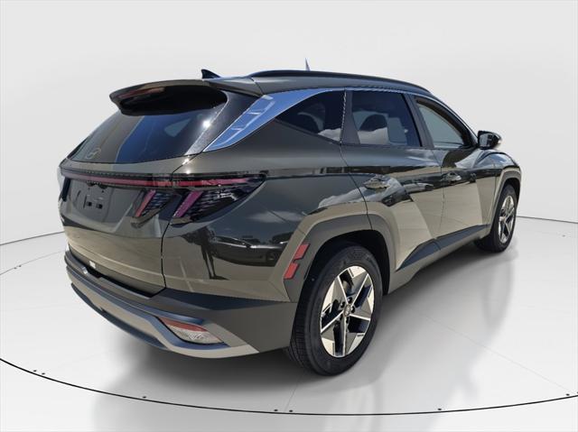 2025 Hyundai Tucson SEL photo 3