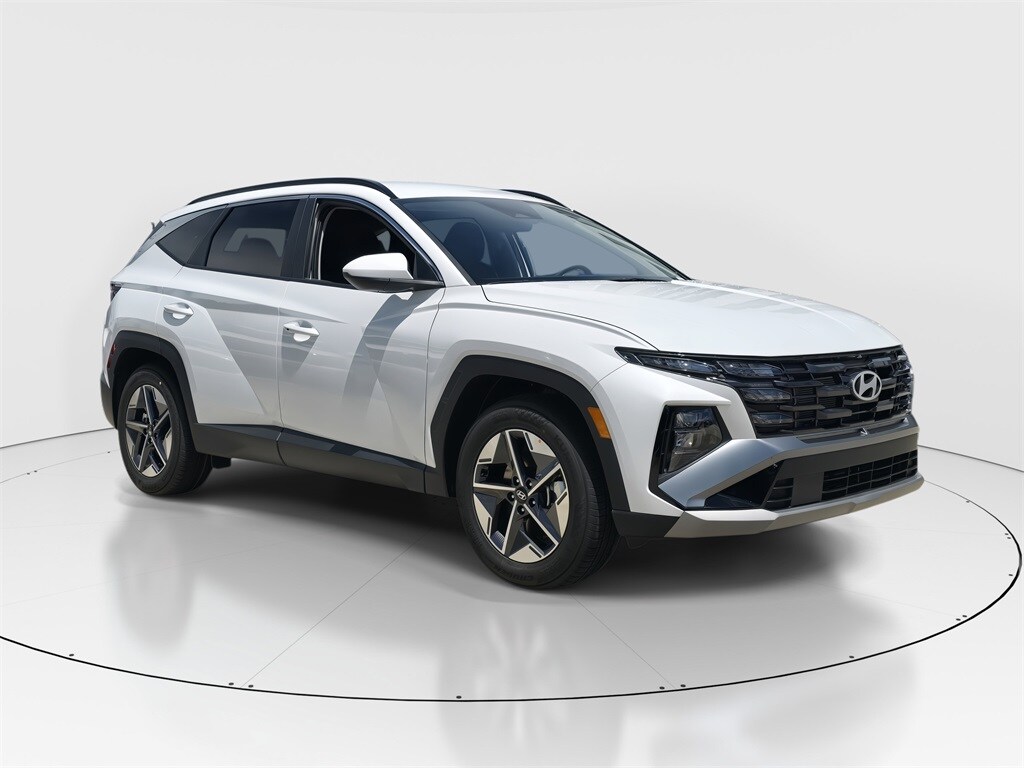 2026 Hyundai Tucson SEL photo 2