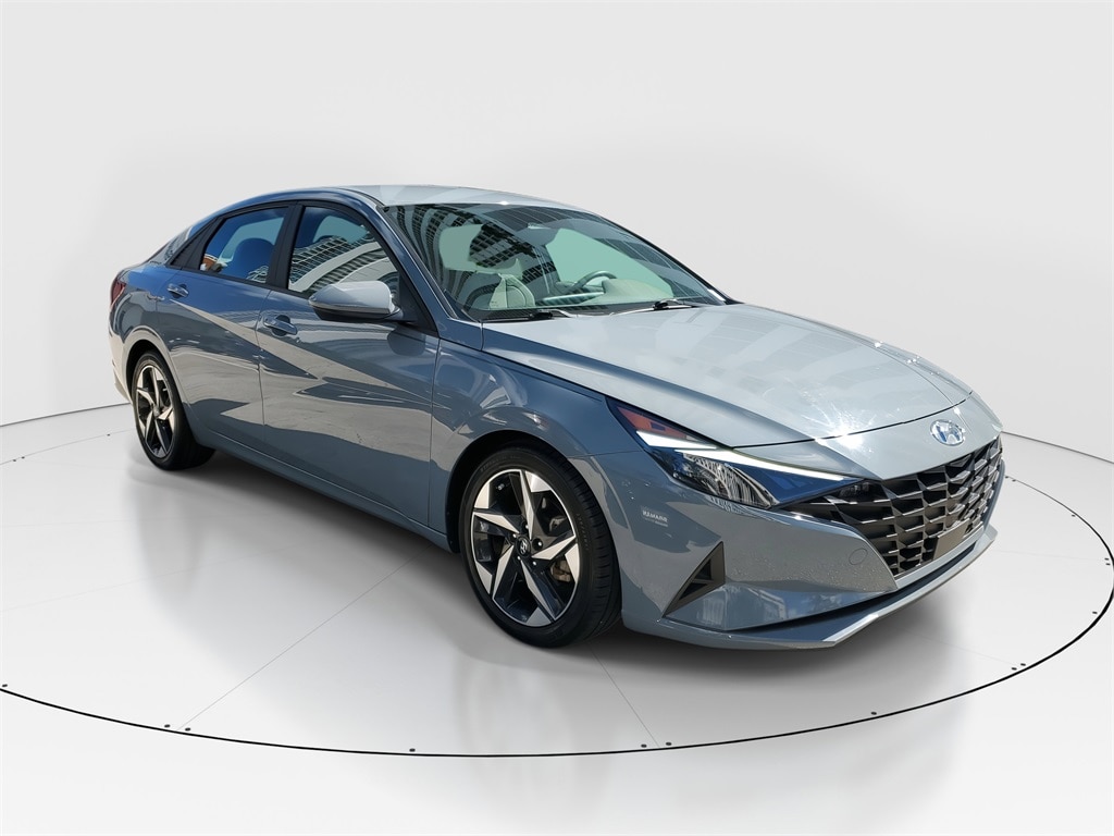 Used 2023 Hyundai Elantra SEL Sedan