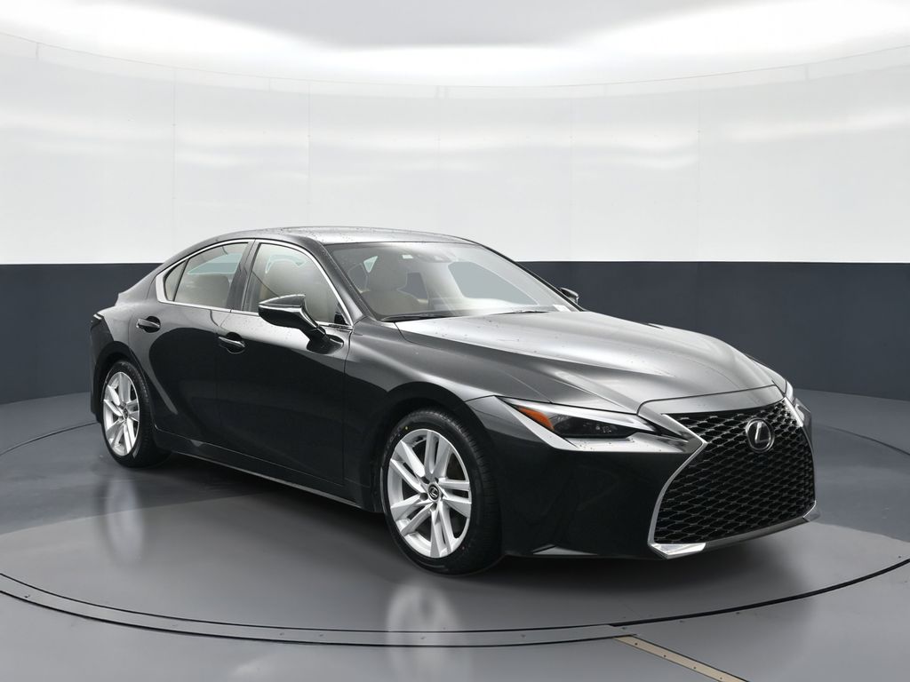 2024 Lexus IS 300 - Photo 13