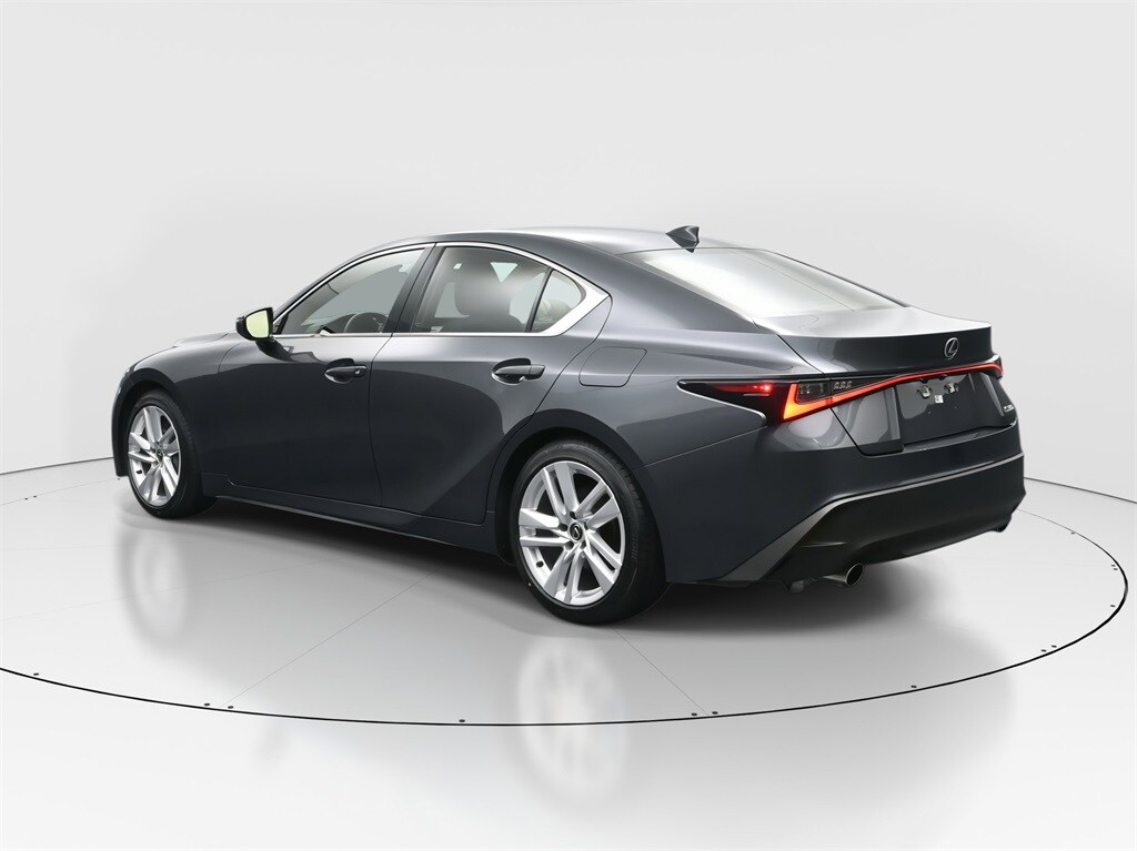 2023 Lexus IS 300 photo 3
