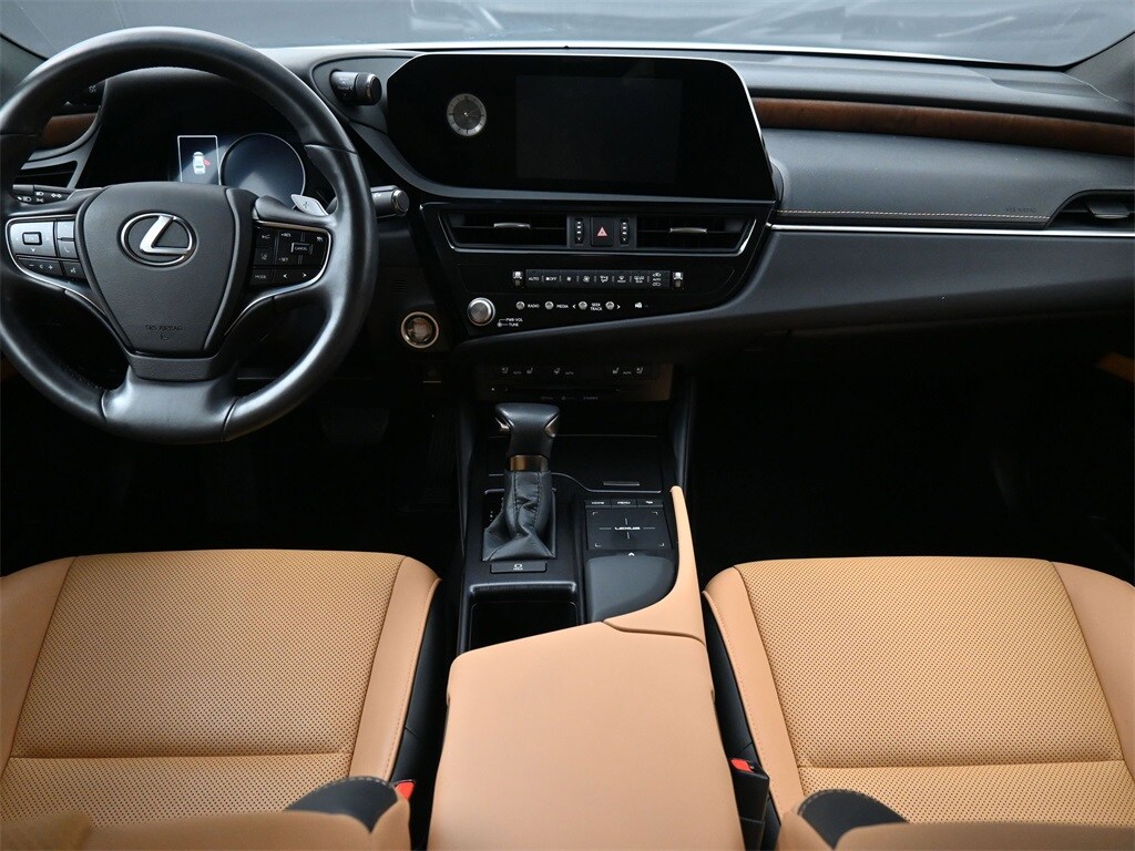 2022 Lexus ES 350 photo 4
