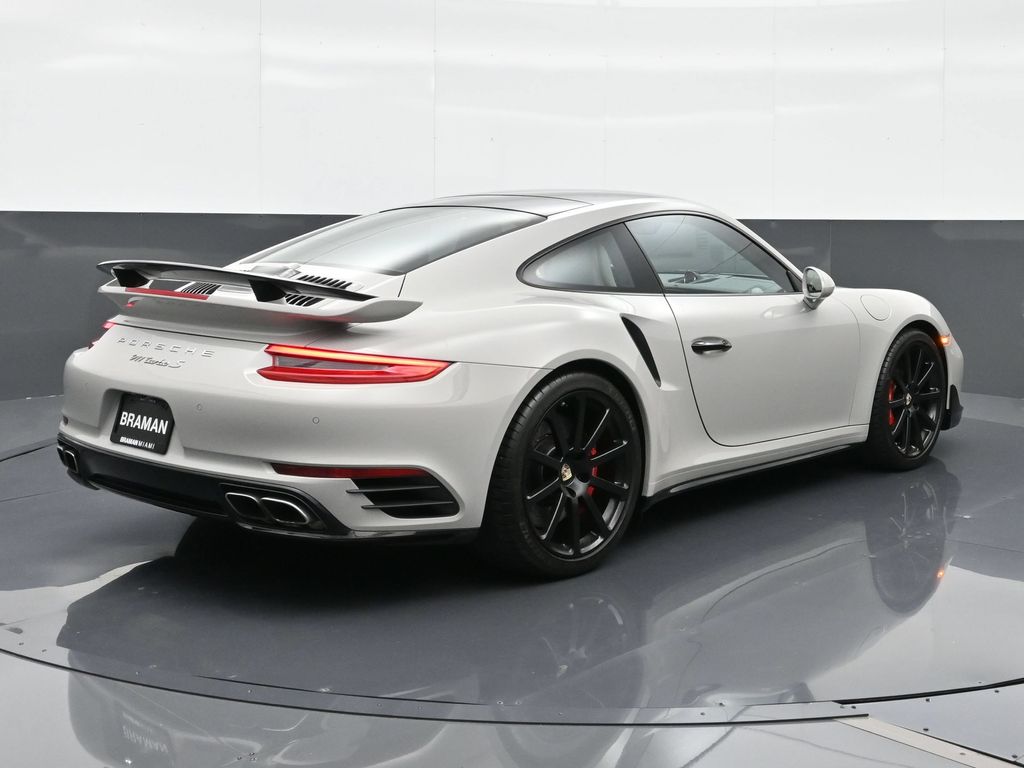 2019 Porsche 911 Turbo S - Photo 14