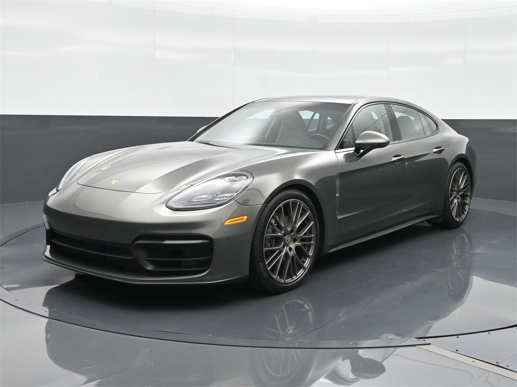 2022 Porsche Panamera Platinum Edition