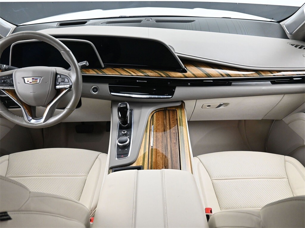 2021 Cadillac Escalade ESV Sport Platinum photo 4