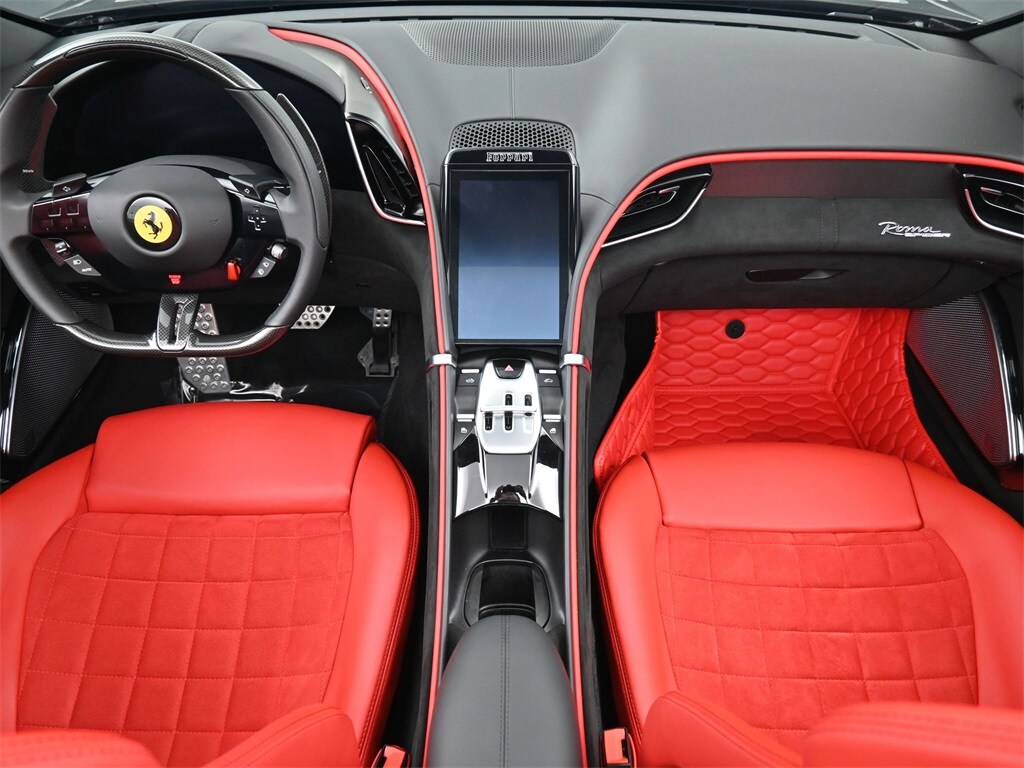 2024 Ferrari Roma Base photo 4