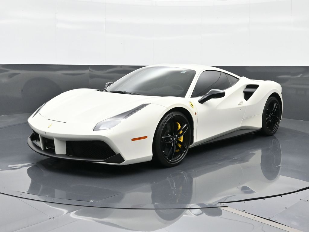 2016 Ferrari 488 GTB Base