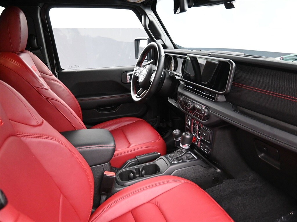 2024 Jeep Wrangler Rubicon 392 photo 2