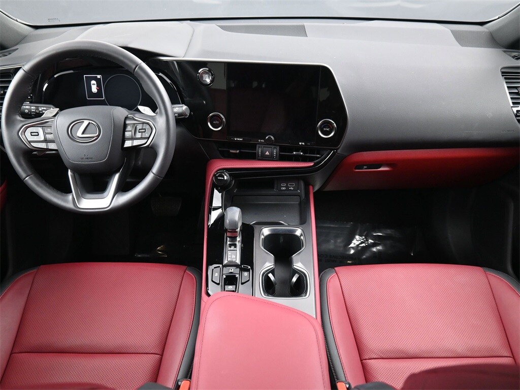 2024 Lexus NX 250 photo 4