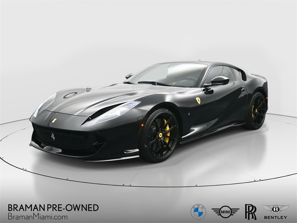 2020 Ferrari 812 Base