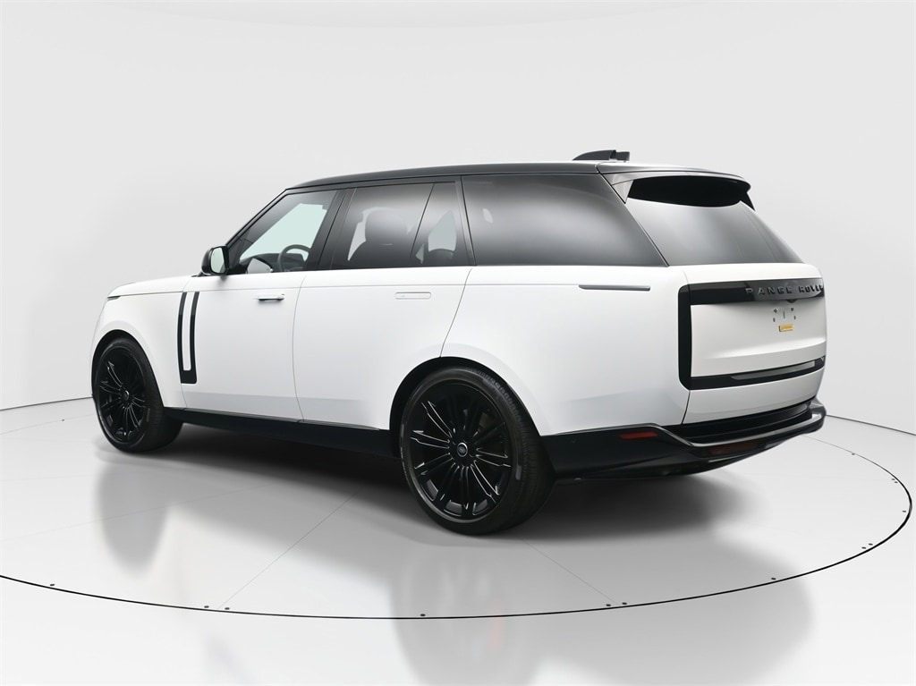 Used 2025 Land Rover Range Rover SE SUV