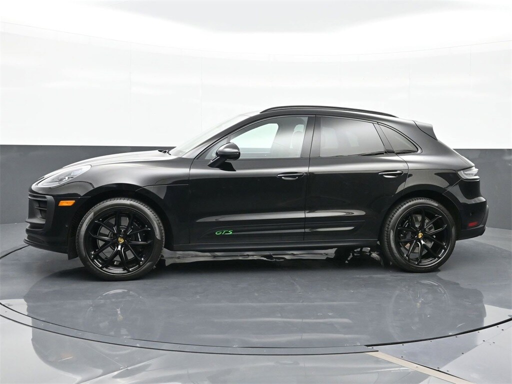 2022 Porsche Macan GTS photo 3