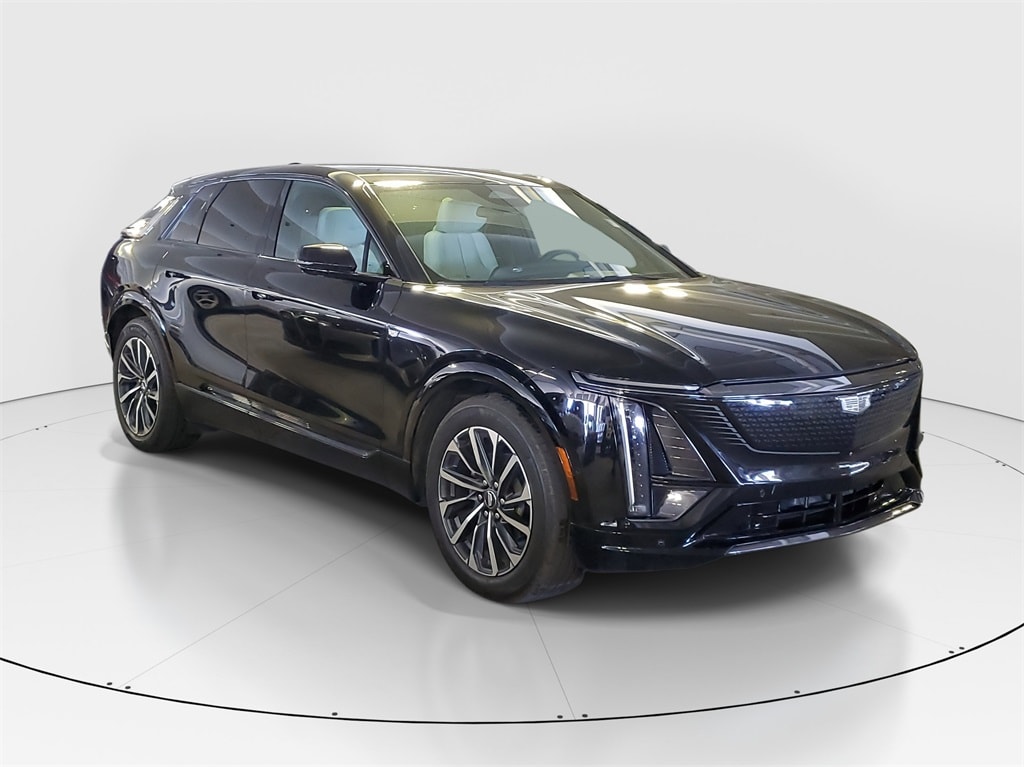 Used 2024 Cadillac LYRIQ Sport 1 with VIN 1GYKPTRK1RZ100153 for sale in Miami, FL