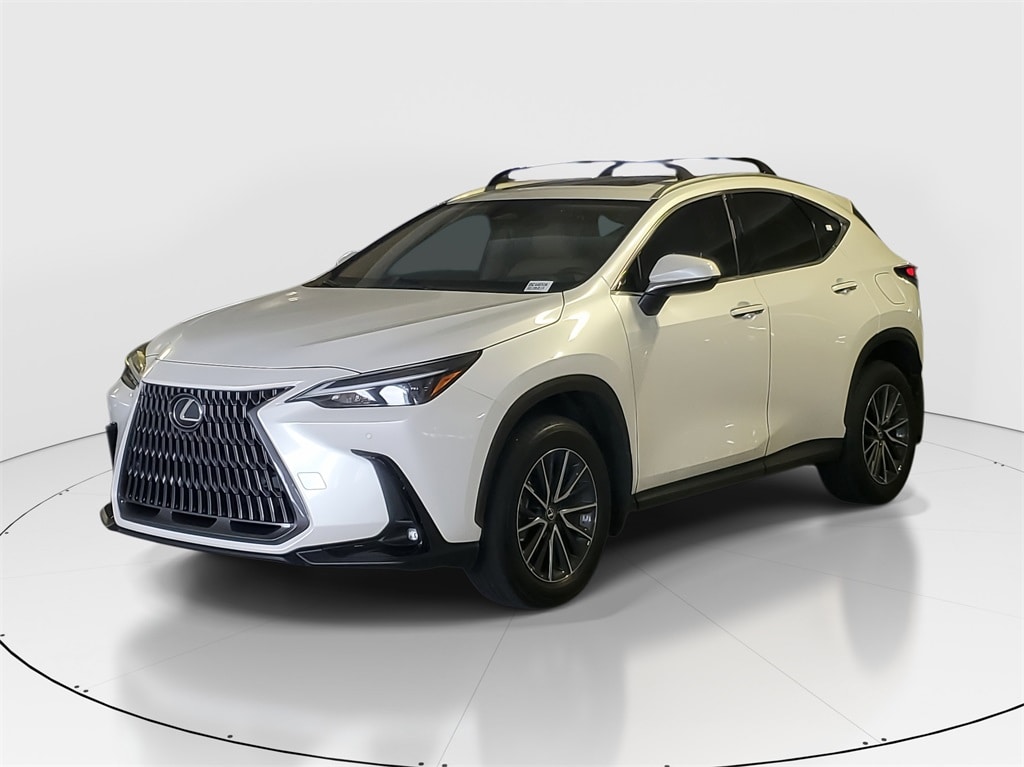 2025 Lexus NX 350's photo
