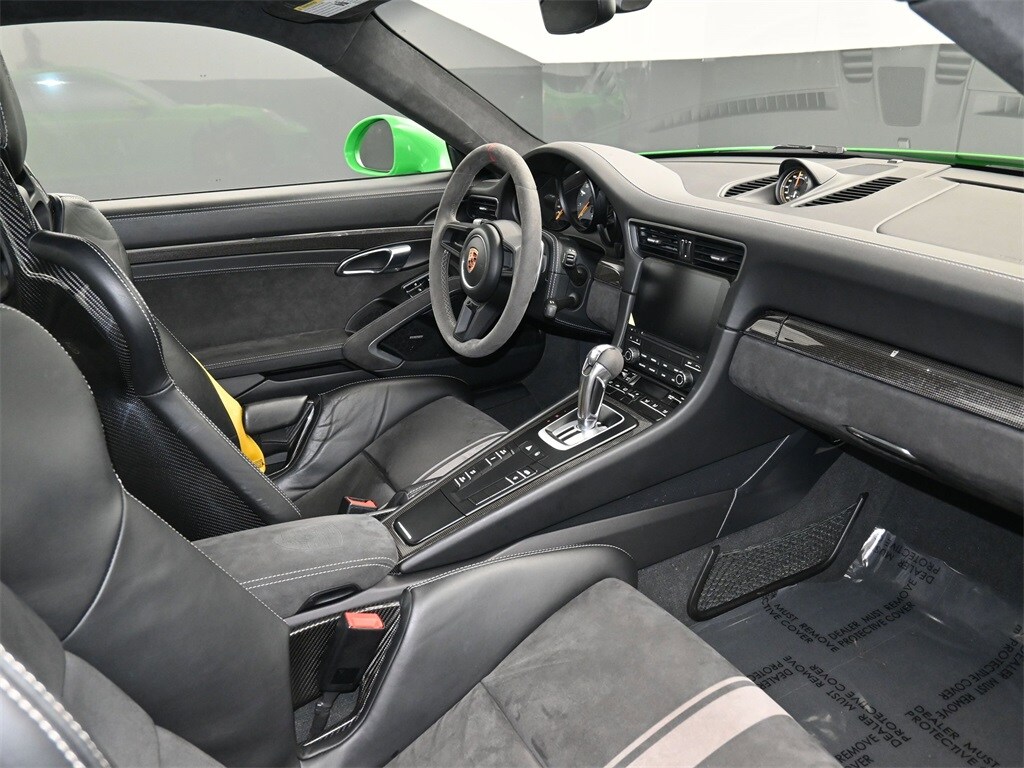 2018 Porsche 911 GT3 photo 2