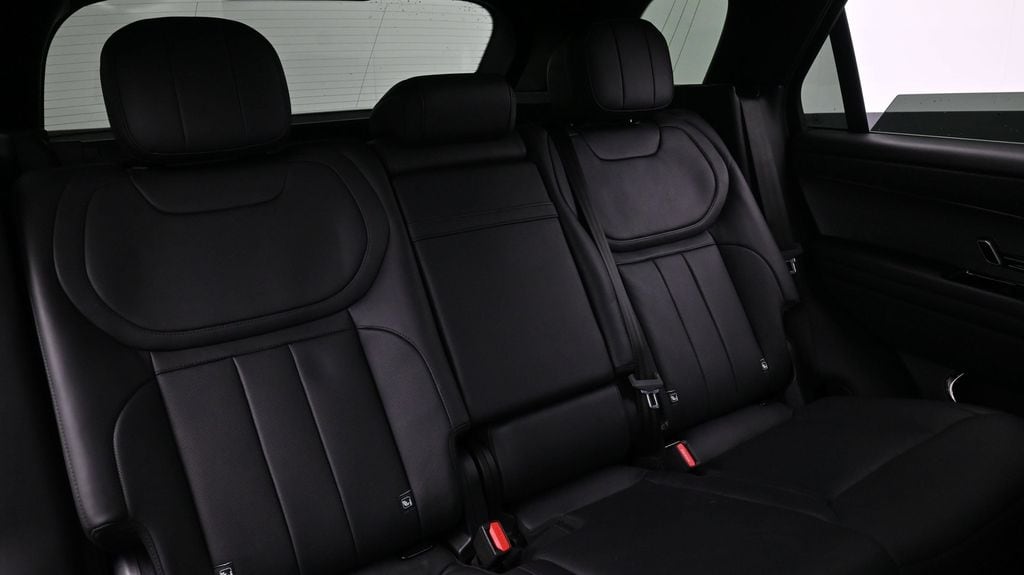 2024 Land Rover Range Rover Sport SE - Photo 12