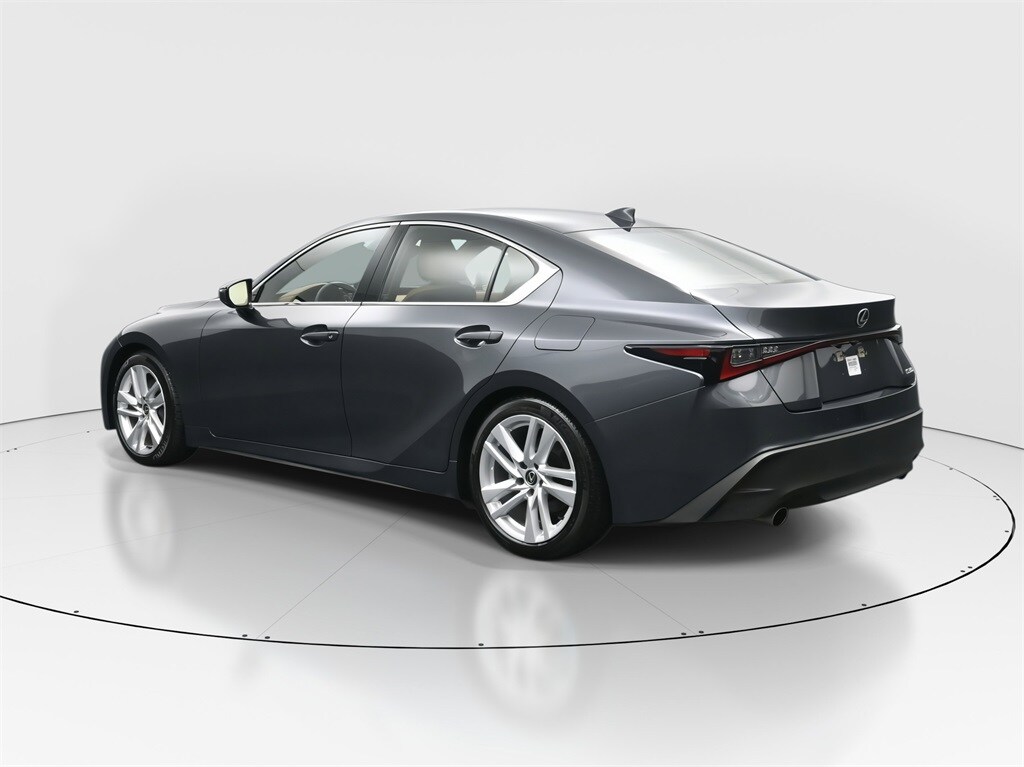 2025 Lexus IS 300 photo 3