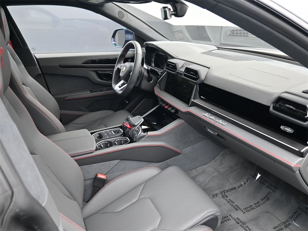 Used 2025 Lamborghini Urus SE SUV