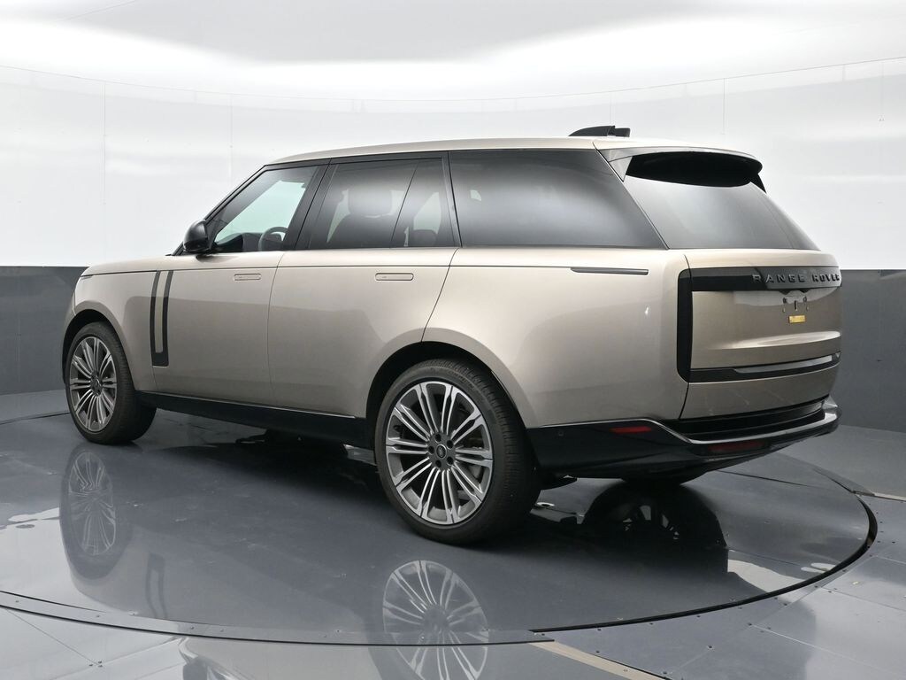 Used 2025 Land Rover Range Rover SE SUV