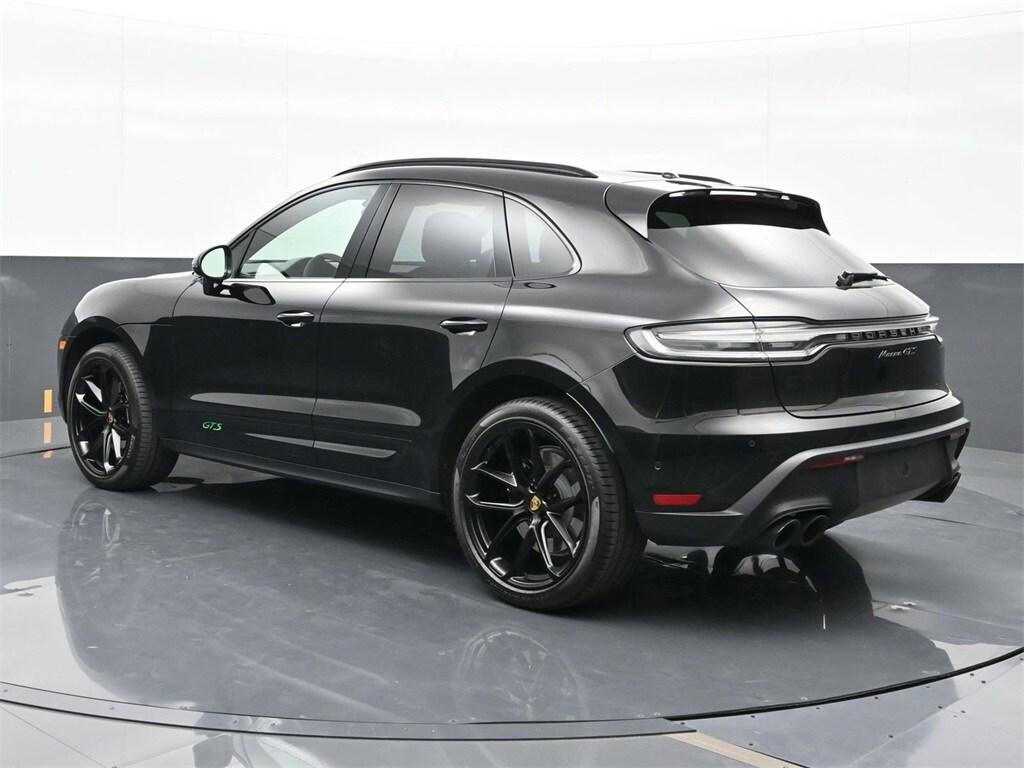 2022 Porsche Macan GTS photo 2