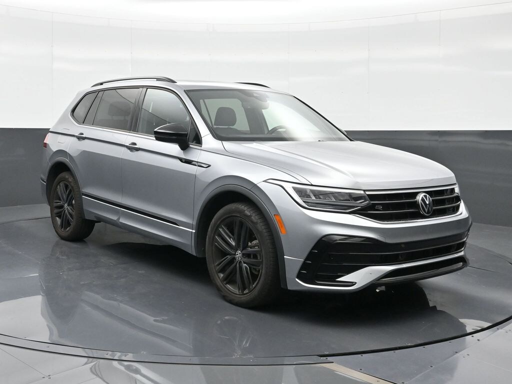 Used 2022 Volkswagen Tiguan 2.0T SE R-Line Black SUV