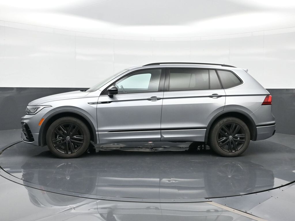 Used 2022 Volkswagen Tiguan 2.0T SE R-Line Black SUV