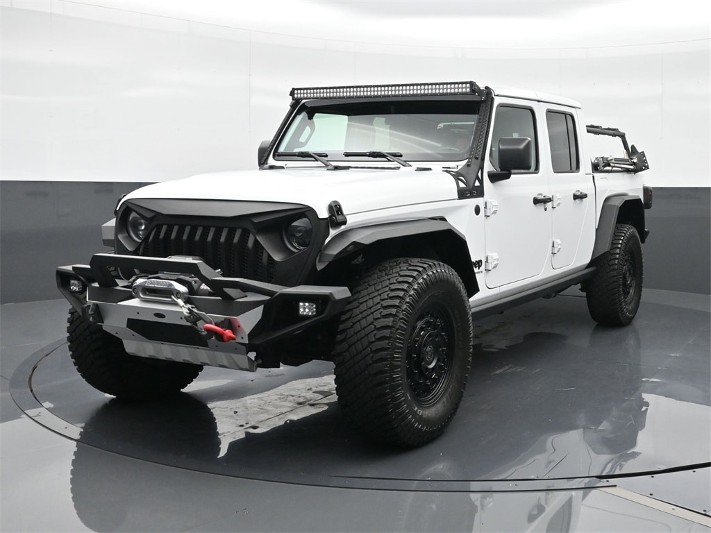 Used 2025 Jeep Gladiator Nighthawk Truck