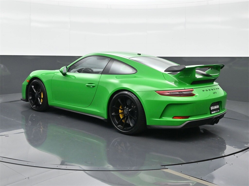 2018 Porsche 911 GT3 photo 3