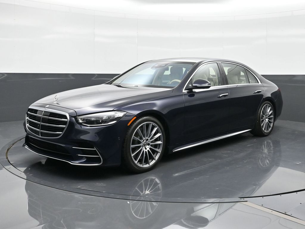 2025 Mercedes-Benz S-Class S 580 4MATIC's photo