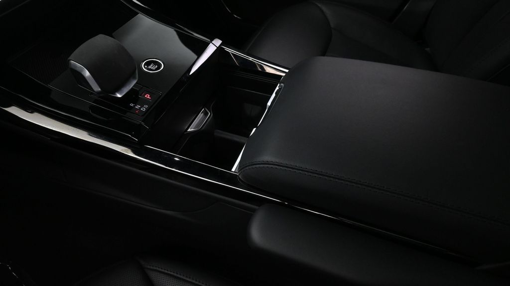 2024 Land Rover Range Rover Sport SE - Photo 23