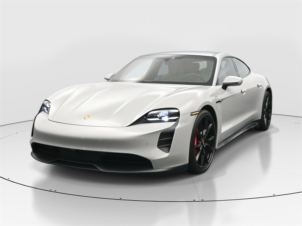 2023 Porsche Taycan GTS's photo