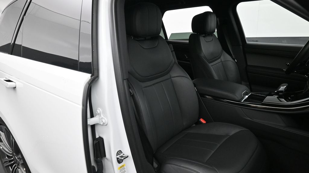 2024 Land Rover Range Rover Sport SE - Photo 17
