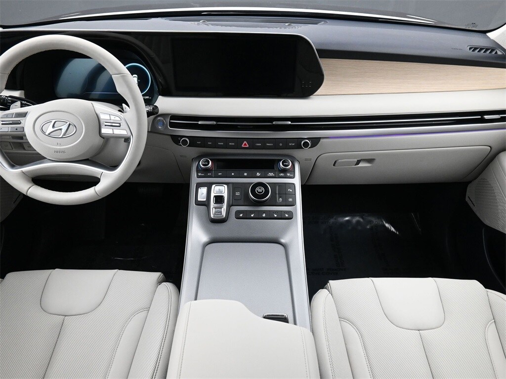 2024 Hyundai Palisade Limited photo 4