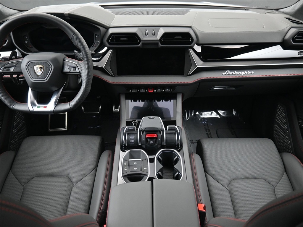 Used 2025 Lamborghini Urus SE SUV