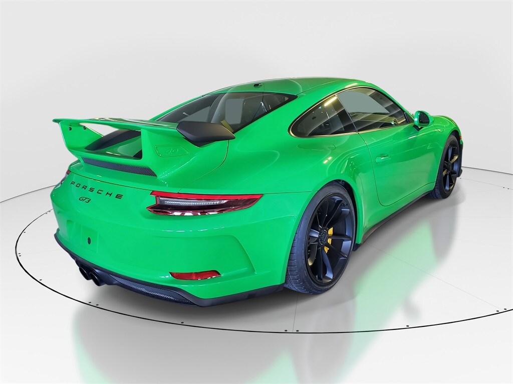 2018 Porsche 911 GT3 photo 3