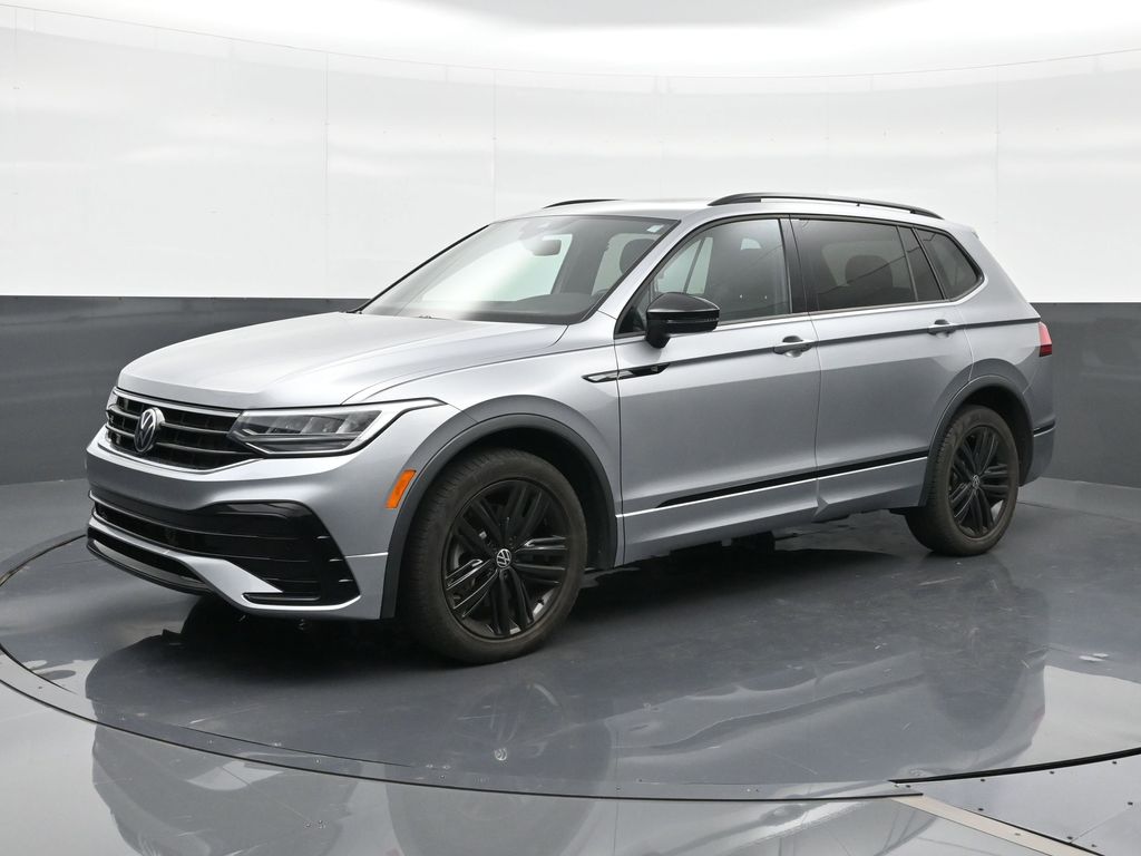 2022 Volkswagen Tiguan SE R-LINE BLACK