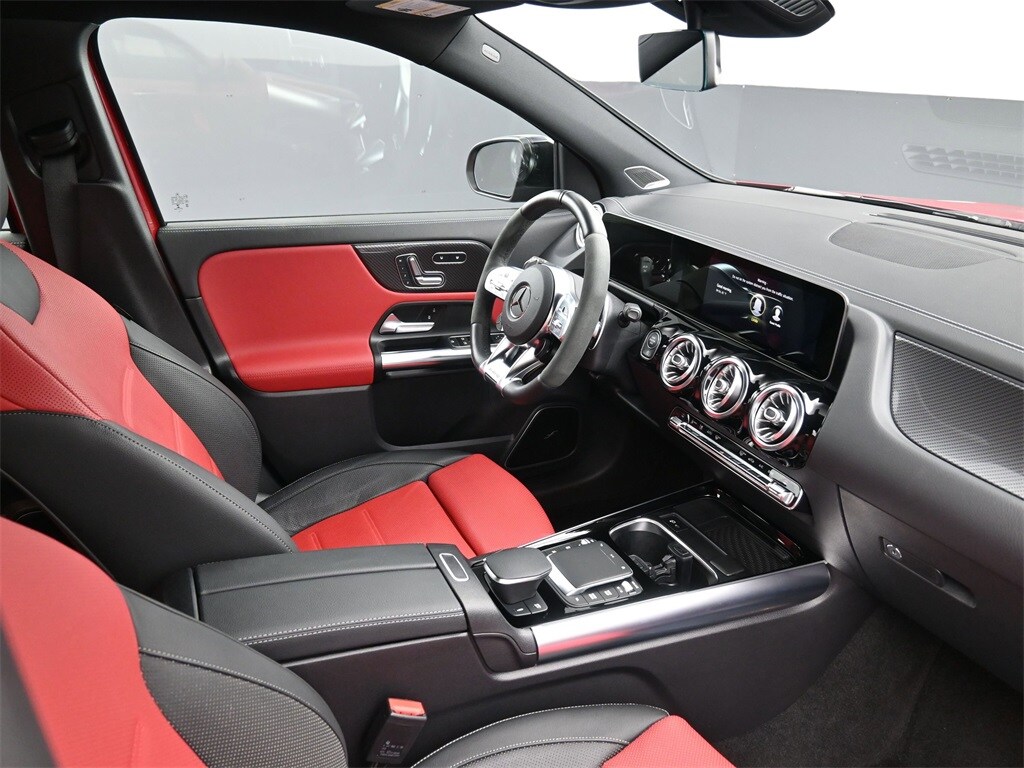 2021 Mercedes Benz GLA 45 AMG photo 2