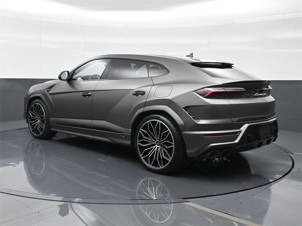 Used 2025 Lamborghini Urus SE SUV