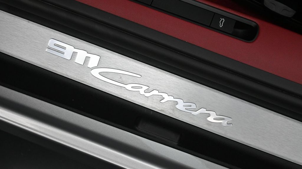 2026 Porsche 911 - Photo 19