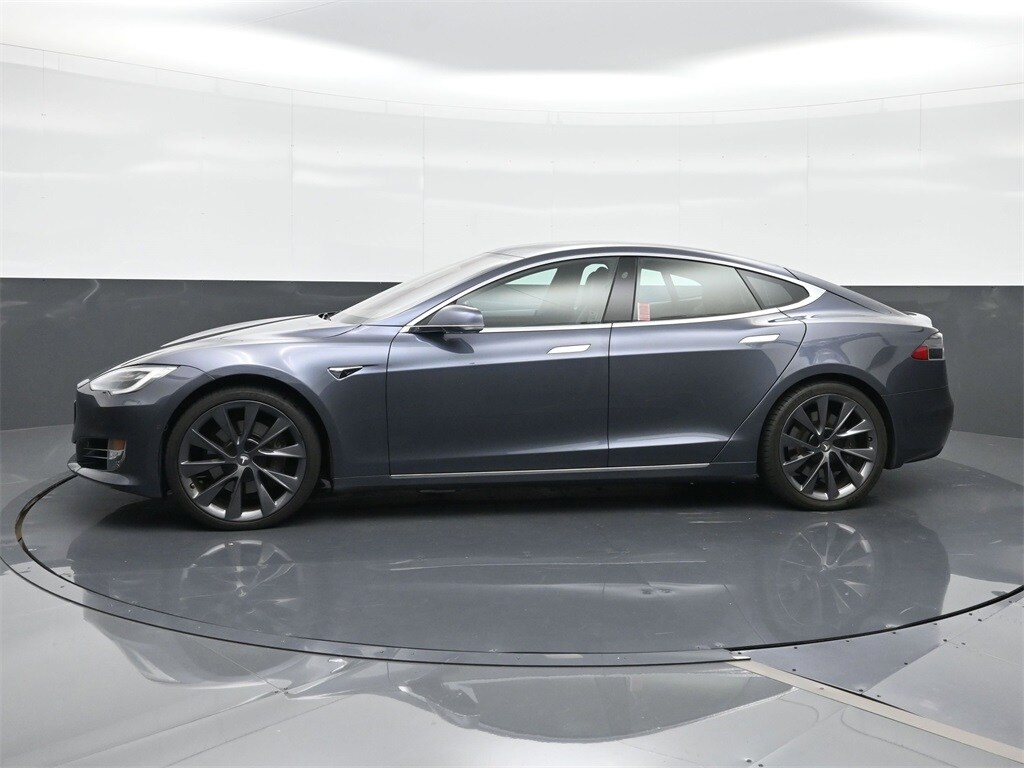 2020 Tesla Model S Long Range photo 3